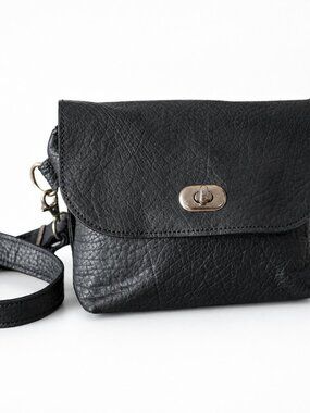 Black Buffalo Leather Crossbody / Waist Bag – 7 Ways to Wear